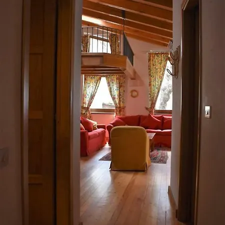 Lo Forne Ve Apartmán *